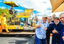 Lula entrega casas, garante a BR-319 e cumpre agenda histórica ao lado de Omar Aziz no Amazonas