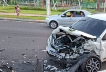 Engavetamento deixa três feridos na Avenida Coronel Teixeira em Manaus