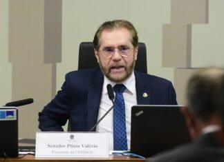 Plínio ignorou a Zona Franca e não destinou emendas ao polo que emprega 100 mil trabalhadores